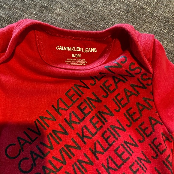 ‼️ No Longer Available ‼️ Calvin Klein Outfit - Picture 3 of 6